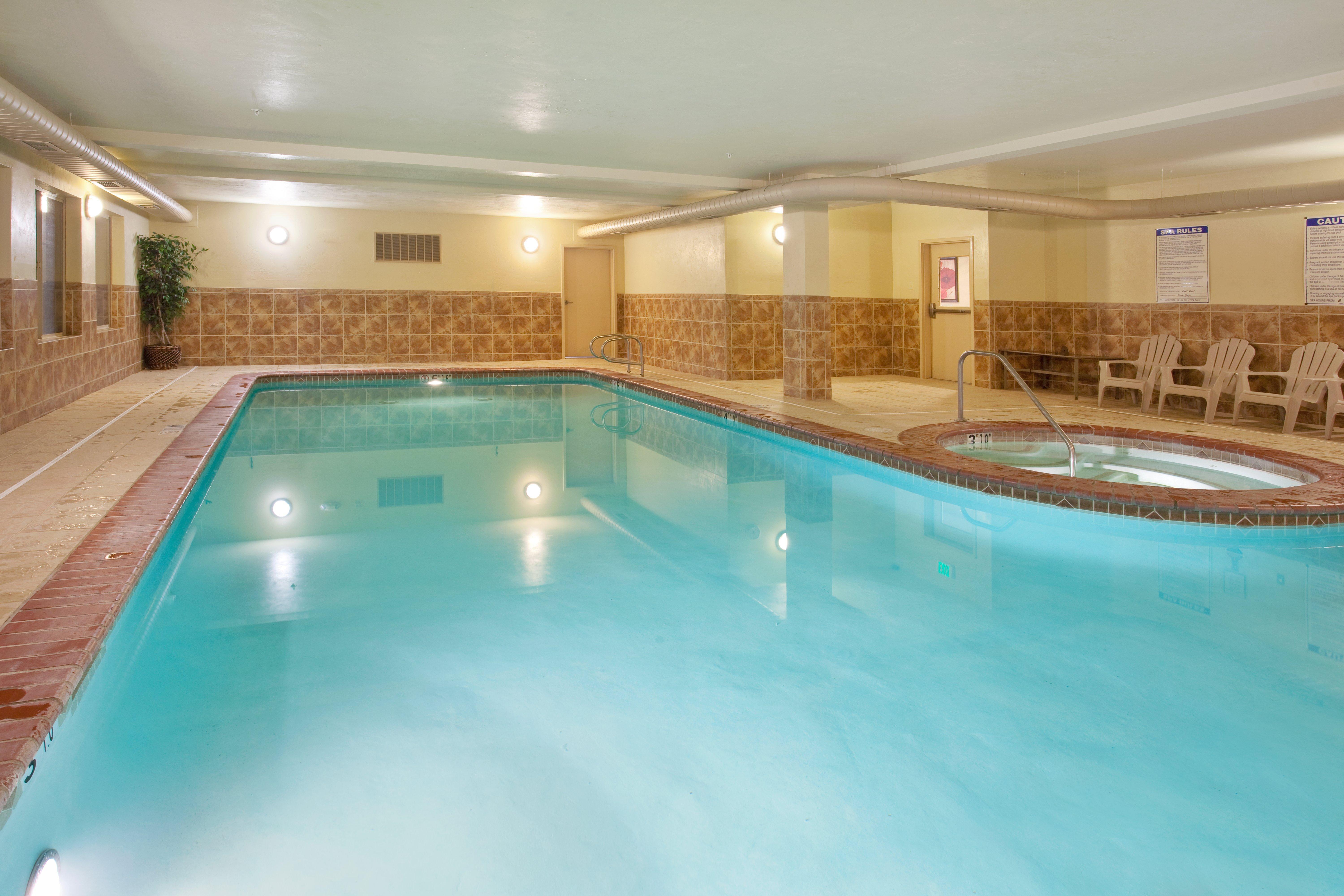 Holiday Inn Express Hotel & Suites Cedar City By Ihg Eksteriør billede